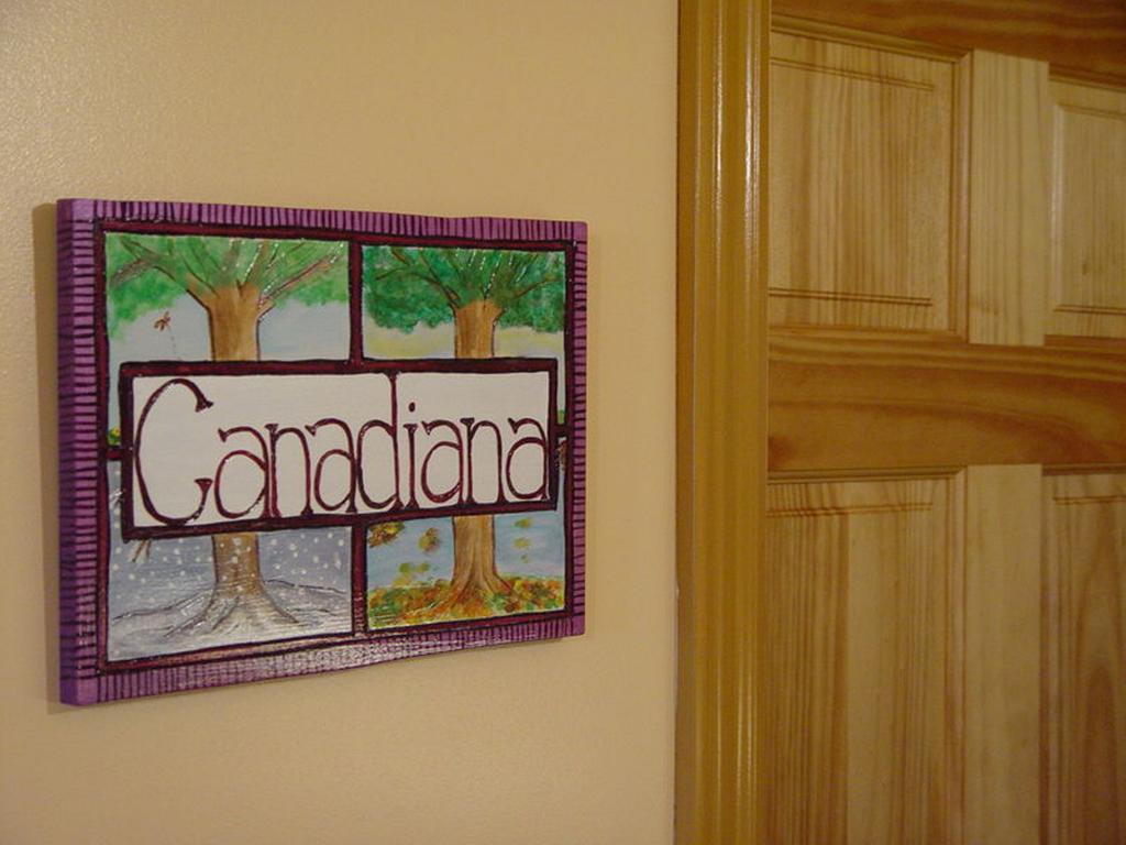 Our Valley View Bed & Breakfast Hampton Room photo
